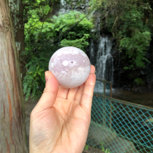 ピンクアメジストフラワーアゲートスフィア☆丸玉⭐︎瀧川神社に ピンクアメジストフラワーアゲートスフィア☆丸玉⭐︎瀧川神社に