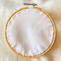 HOOP くすみピンクマーガレットのthank you 刺繍枠  white margaret fabric panel 10枚目の画像