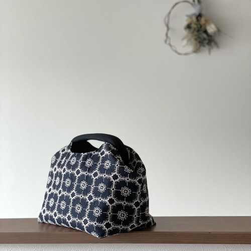 ⚮̈ミナペルホネンtambourine beige ニューム口金ショルダー