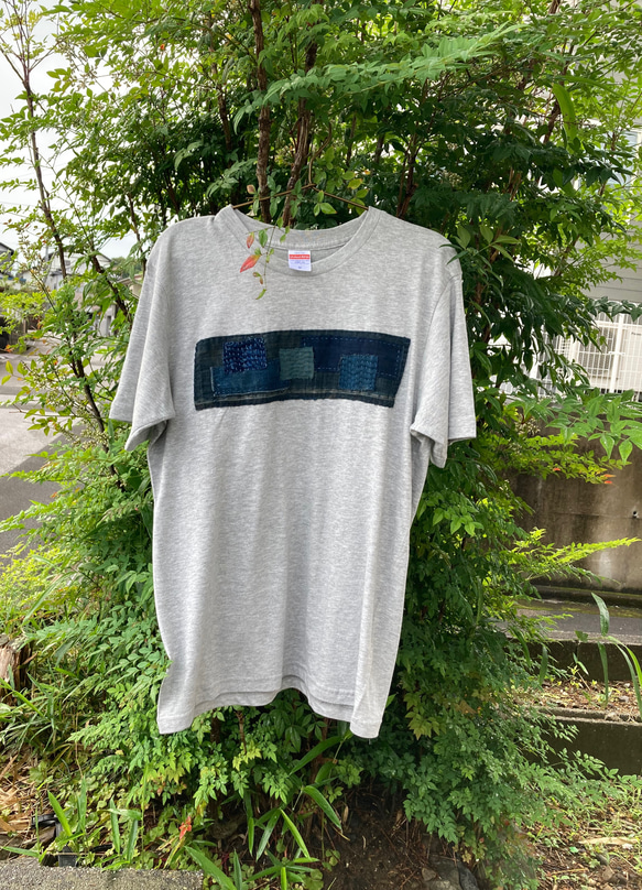 1942 size M  襤褸　リメイク　tシャツ 古布　パッチワーク　藍染　藍染め　ヴィンテージ　刺し子 オリジナル 2枚目の画像