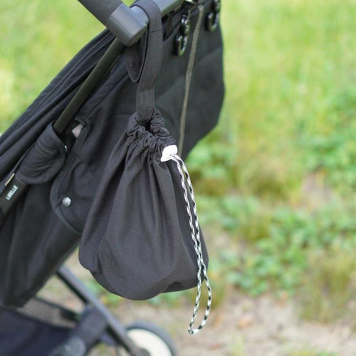 特集掲載《名入れOK》ベビーカーにつけられる撥水シューズポーチ 雑貨