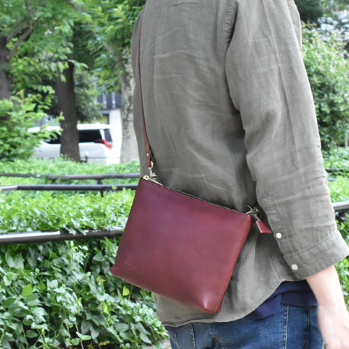 小さくても大容量。kanade key shoulder bag/black。4Wayマルチバッグ】栃木レザー ショルダー 小さくても大容量。ミナペルホネン quartet ショルダーバック。4Wayマルチバッグ】栃木レザー ショルダー