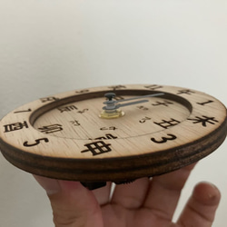 十二支時計　木製小型掛け時計（黒針） 4枚目の画像