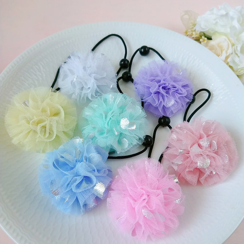 2個セット♪シルバー水玉のポンポンがかわいい♡チュールのヘアゴム 