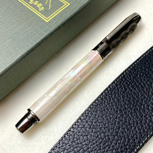3952 ゴート CEO マザーオブパール ローズゴールド スチール