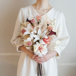 ダリアの優しいお色見のブーケ&ブートニア♡ 2010c9affd995aec975150d5bff8bb