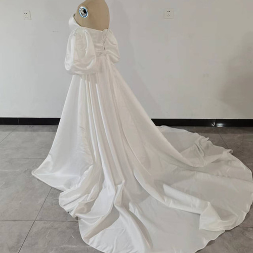 フランス風 オフショル ウエディングドレス プリンセスライン 華やかな  