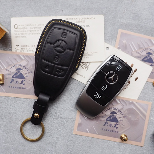 メルセデスベンツ　キーケース 本革の手縫いBenzメルセデスベンツスマートキーケース 名入れ可