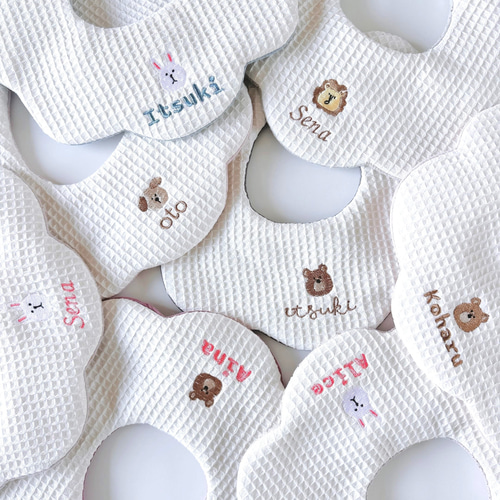 animals bib ꪔ̤̮ “名入り”ゆるかわ動物の刺繍スタイ スタイ
