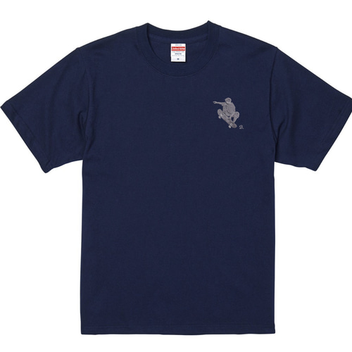 スケボーの刺繍入りTシャツ 男女兼用 6.2オンス Tシャツ blatt