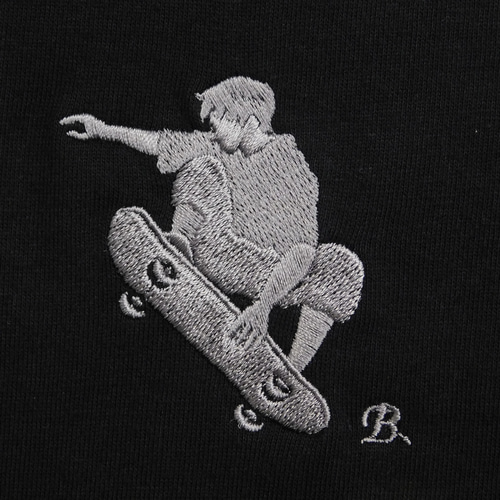 スケボーの刺繍入りTシャツ 男女兼用 6.2オンス Tシャツ blatt