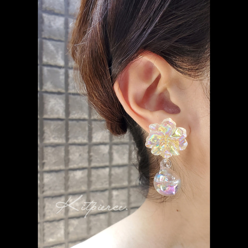オーロラフラワーカボション×オーロラウォーターガラスドームピアス