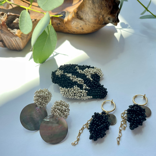 新品未使用】ヘアクリップ 真似る ヘアアクセサリー マット