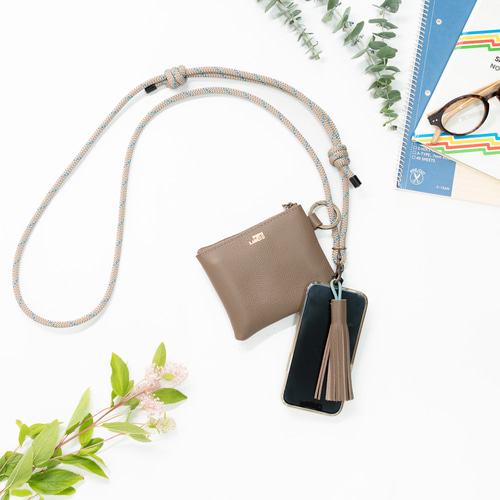 お財布ポーチ ＆ スマホショルダー グレージュ タッセル付き 撥