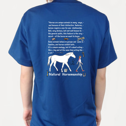 Tシャツ/馬という存在/デザイン変更調整可/ドライTシャツ/ユニセックス/インディゴブルー/ネイビー 1枚目の画像