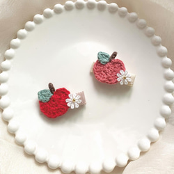 りんご ヘアクリップ 雑貨・その他 marguerite◯。 通販 16082184