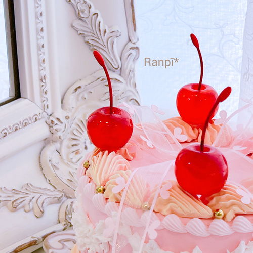 ほんのりピンクのバラのクレイケーキ ほんのりピンクのバラのクレイケーキ