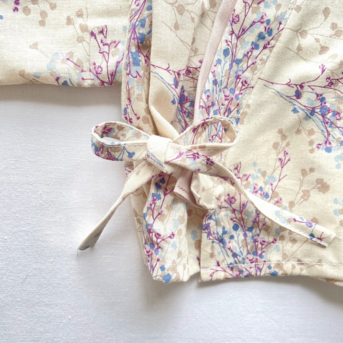 お宮参り・お食い初めに】洗えるベビー袴｜女の子用／かすみ草×生成 百