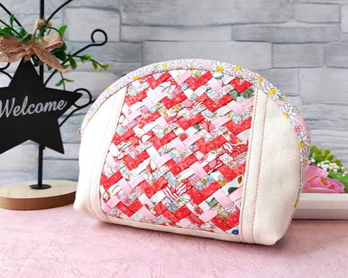 ハンドメイド 気まぐれポーチ パッチワーク ピンク 花 ハンドメイド