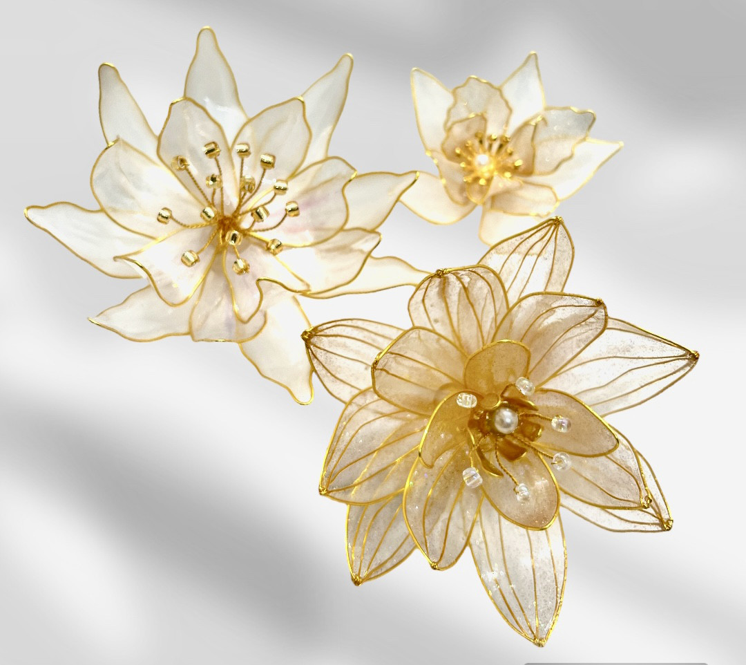 ガラス風 睡蓮 の 髪飾りセット 成人式 ウェディング ⭐︎ アメリカンフラワー