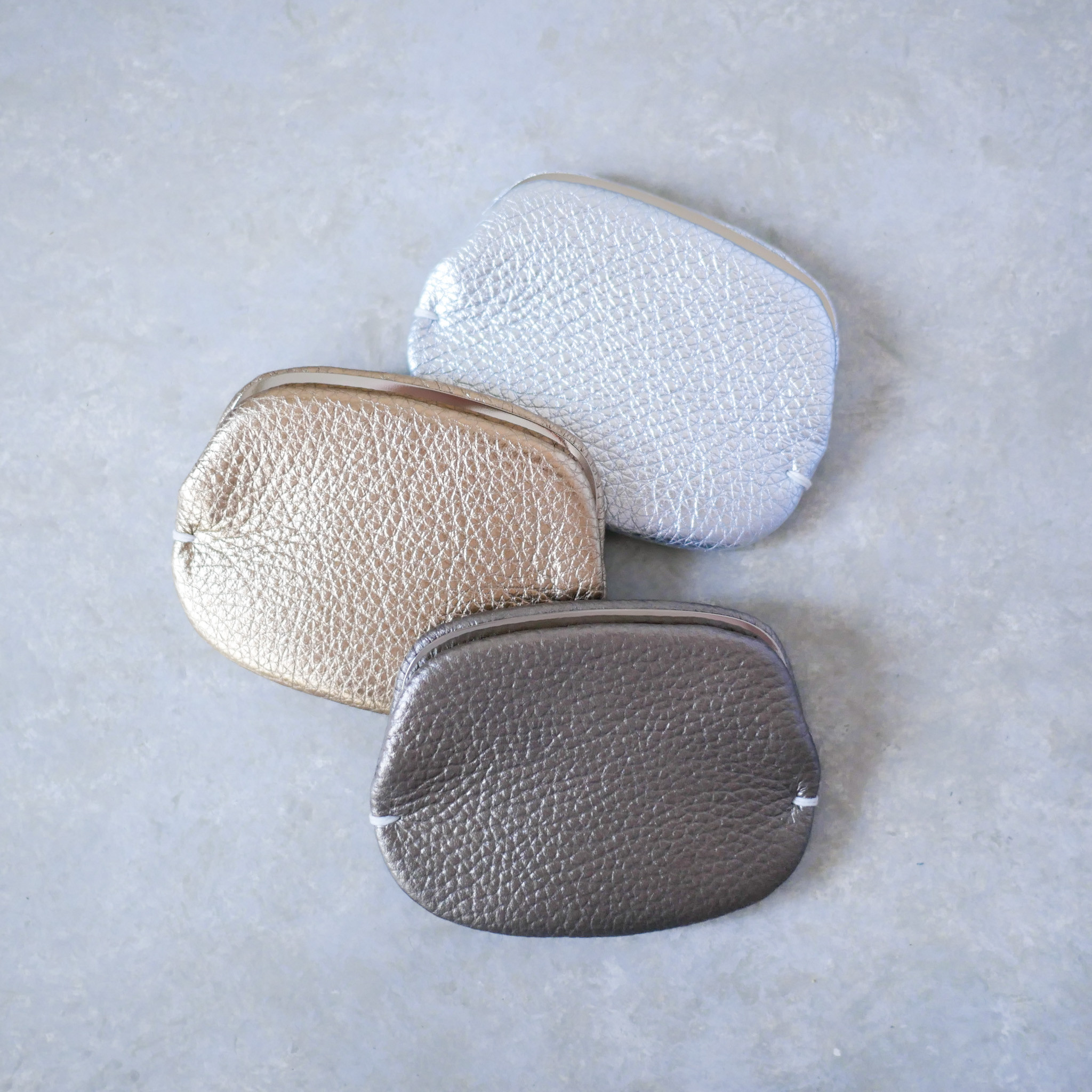 スマートなコインケース「スナップウォレット・S」　メタリックカラー各色