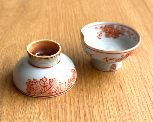 京焼　清水焼　平安竹春造　赤絵　竹ふし　酒盃　共布共箱　C　R5561 京焼 清水焼 平安竹春造 赤絵 竹ふし 酒盃 共布共箱 C R5561