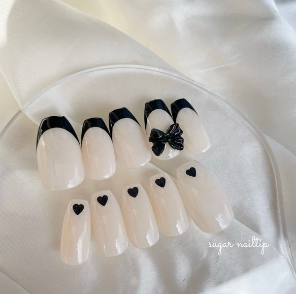 ♡ハートとリボンのシンプルフレンチネイル♡ ネイルチップ　ハンドメイド 5b01585cb96572373b4c79b88b91c1