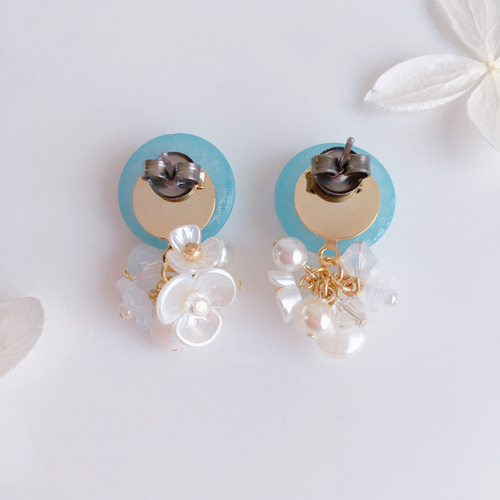 レジン アクセサリー ビーズ ゆらゆら ピアス ブルー 清楚 可愛い お花