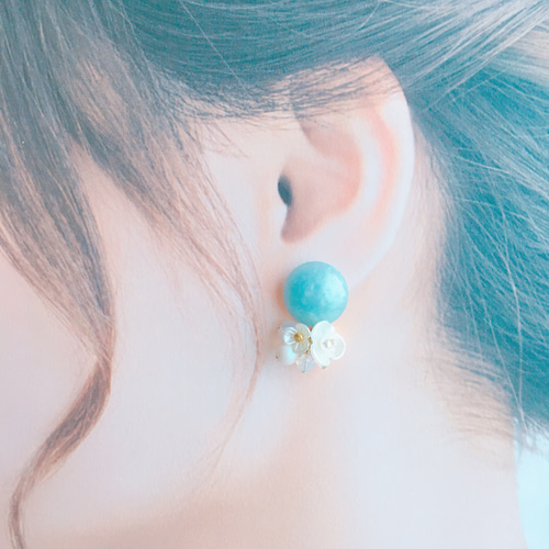 レジン アクセサリー ビーズ ゆらゆら ピアス ブルー 清楚 可愛い お花 
