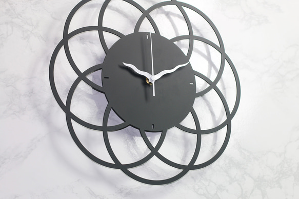 【OPUS Dongqi Metalworking】ヨーロピアンアイアンアート椿時計-咲く（ブラック）/メタル掛け時計/椿の花型 9枚目の画像