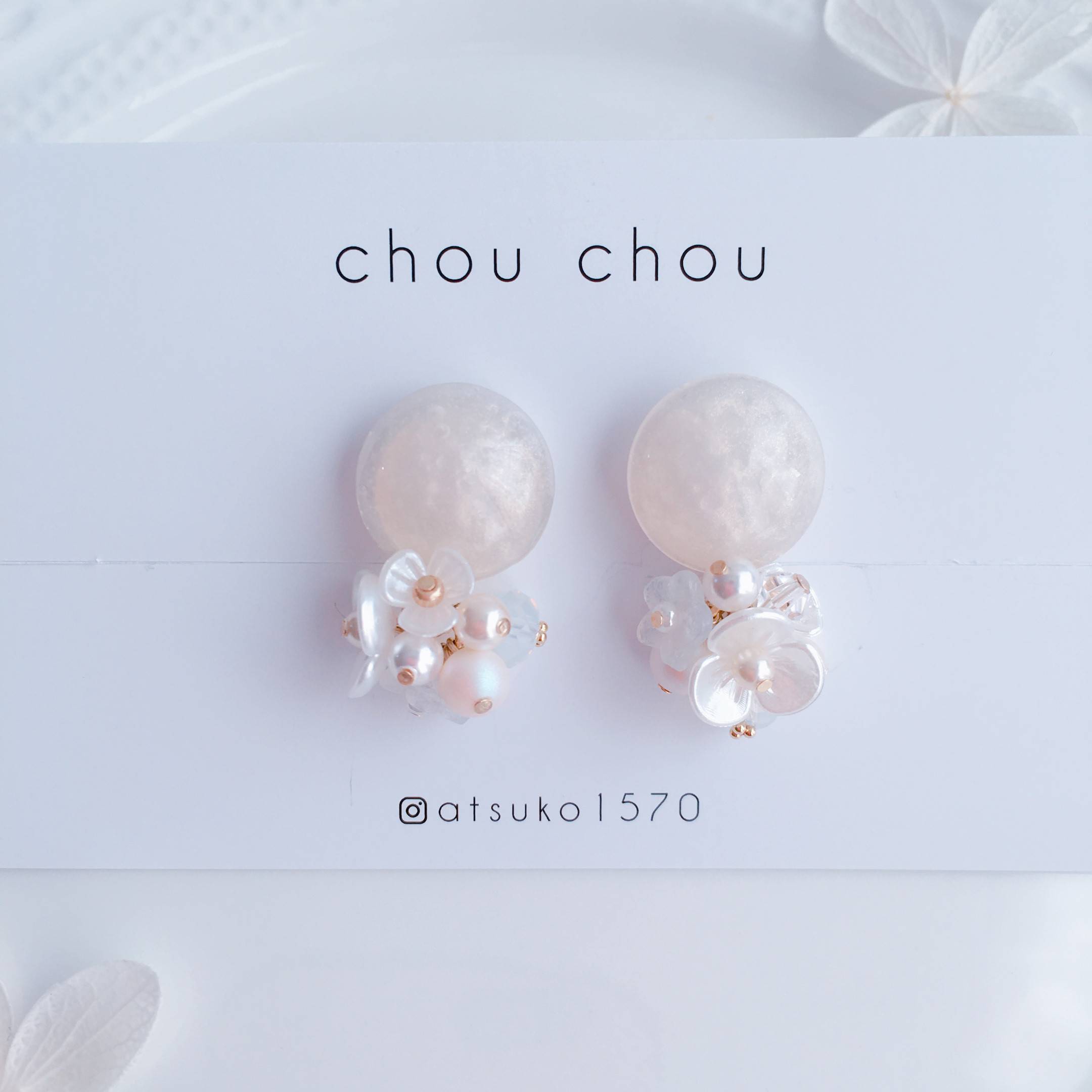 【全国送料無料！！】フリマ レジン　ピアス　アクセサリー　ハンドメイド展示台♡白 imgrc0070936145.gif