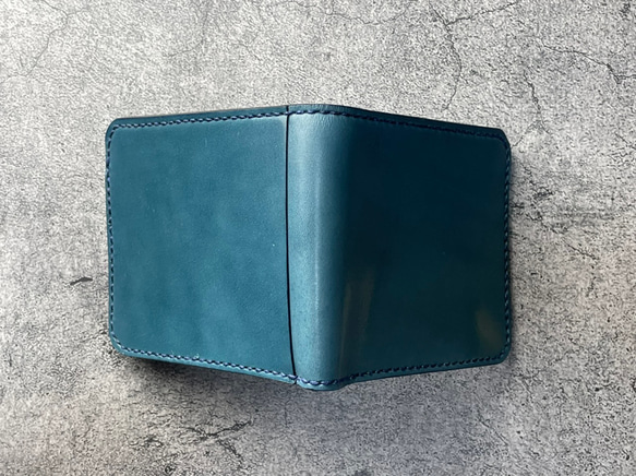 【手縫】定番アンティークブルー二つ折本革財布（ボックス型小銭入れと大きめの外ポケット付き） 4枚目の画像