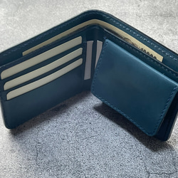 【手縫】定番アンティークブルー二つ折本革財布（ボックス型小銭入れと大きめの外ポケット付き） 6枚目の画像