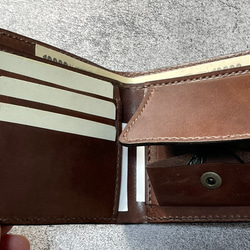 【手縫】定番チョコ二つ折本革財布（ボックス型小銭入れと大きめの外ポケット付き） 7枚目の画像