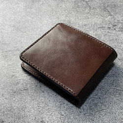 【手縫】定番チョコ二つ折本革財布（ボックス型小銭入れと大きめの外ポケット付き） 4枚目の画像