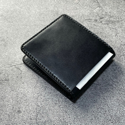 【手縫】定番ブラック黒二つ折本革財布（ボックス型小銭入れと大きめの外ポケット付き） 11枚目の画像