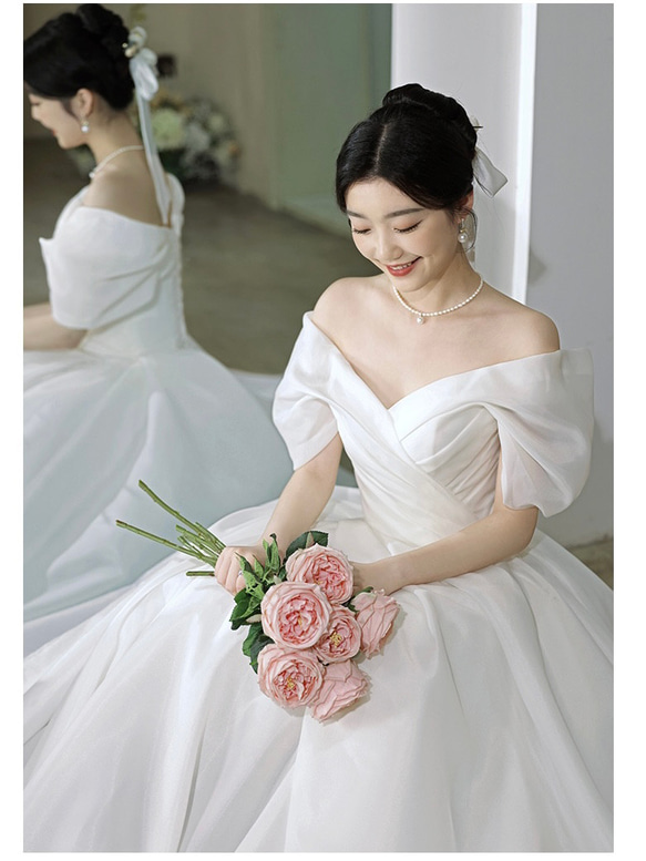 ウエディングドレス オフショルダー 光沢サテン トレーン/ロング 演奏会/音楽会/発表会 ウエスト ヒップ