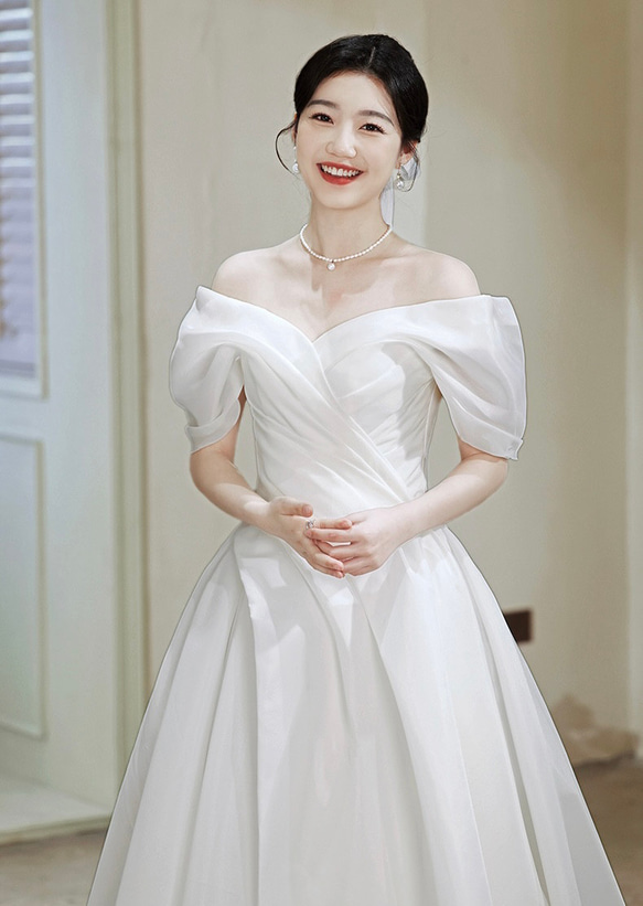 ウエディングドレス オフショルダー 光沢サテン トレーン/ロング 演奏会/音楽会/発表会 ウエスト ヒップ