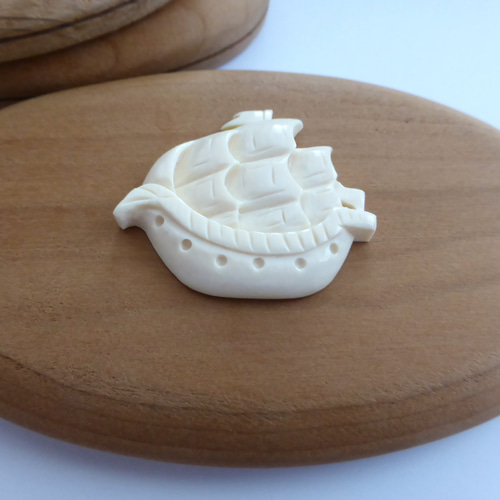 ナンタケットバスケット カービング オーナメントアイボリー＆べっ甲① 本象牙 アイボリーカービング、ナンタケットバスケット用オーナメント