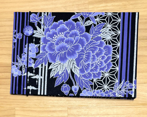 御朱印ホルダー】（大）見開き60枚 バンド付 切り絵御朱印収納ホルダー