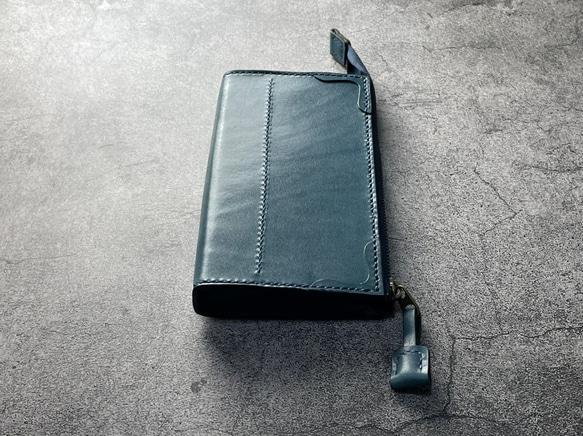 [手工縫製] 我們製作了一款古色古香的藍色真皮配件袋/手機袋/筆袋/存摺夾/盒子，方便存放小物品。 第2張的照片