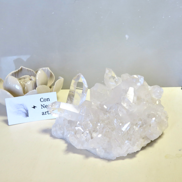 【美しい鉱物標本】浄らかな水晶クラスター／252グラム 10枚目の画像