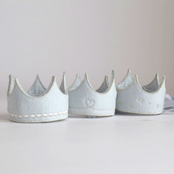 選べる３デザイン♪小さな刺繍クラウン《ブルーグレー》 王冠  ペット ベビー ティアラ ハーフバースデー 11枚目の画像