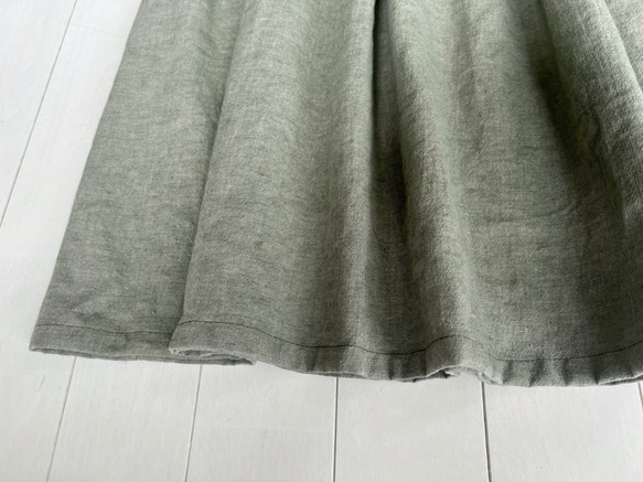 新色♪上質ベルギーリネンのダンガリースカート　カーキグリーン 8枚目の画像