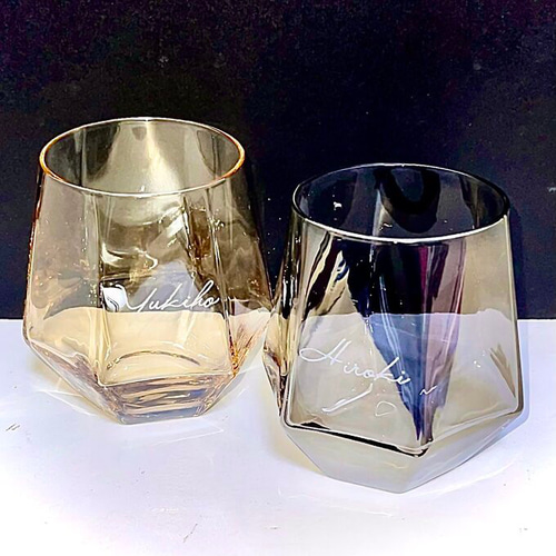 翌日発送】名入れ オーロラ グラス 六角カラー タンブラー 彫刻 お名前