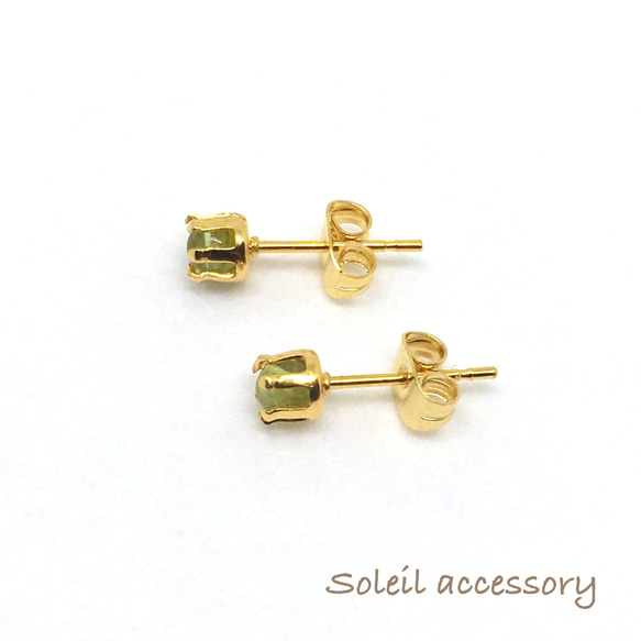 462【ペリドット】天然石一粒ピアス＊4mm 3枚目の画像