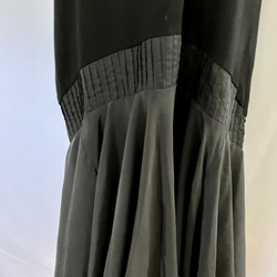 裾サテンフリルアシンメトリーロングワンピースTシャツ 2枚目の画像