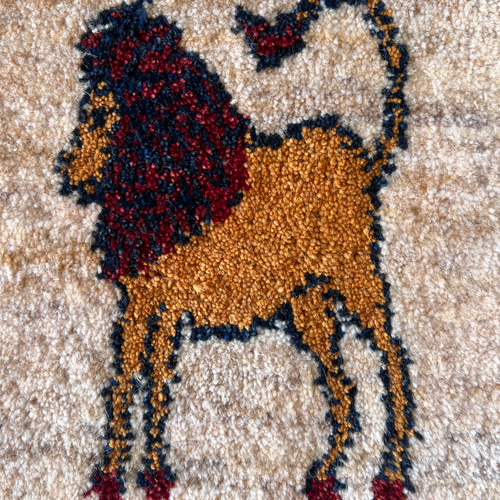 ギャッベ　ライオン　座布団　チェアマット　約40x40cm ペルシャ　イラン サヤンサヤン ギャッベ ギャベ 座布団 ペルシャ イラン 約