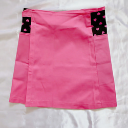 カフェエプロン 大きめポケット ハート ビビットカラー ピンク おしゃれ プチギフト 可愛い 前掛け 誕生日 母の日 3枚目の画像