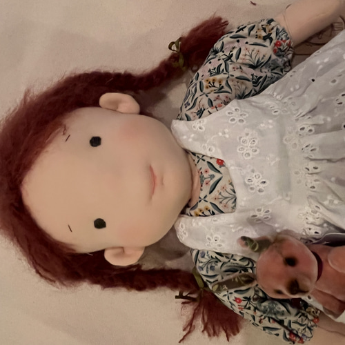 ウォルドルフ人形とは？手作りのぬいぐるみで子どもの心とお世話